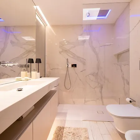 Luxury Rooftop Piazza Erbe Apartment Verona